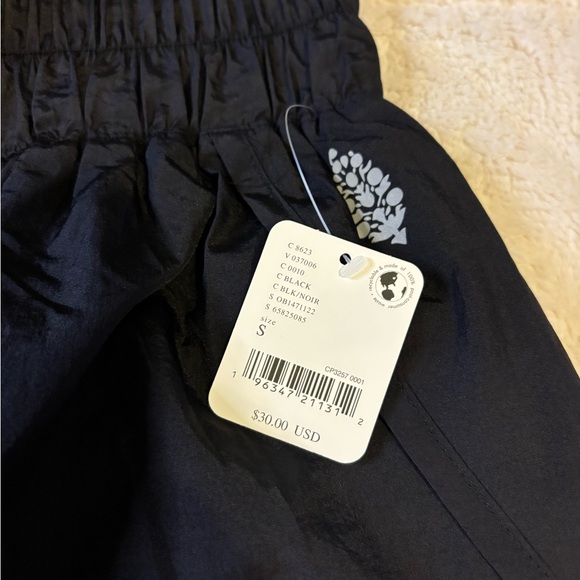 Free People The Way Home Shorts NWT - Picture 9 of 10